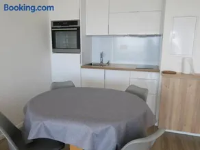 Bel appartement rénové face au port avec loggia et garage privé à Perros-Guirec - FR-1-368-283 - Image 4