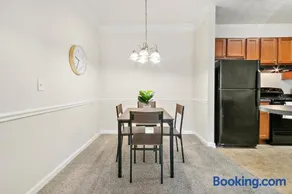 Verandas 2325 I Serene Oasis W Modern Convenience - Image 3