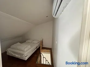Appartement face au Donjon - Image 5