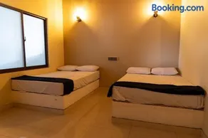 Skyview Hotel Pelmadulla - Image 1