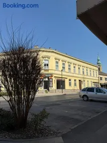 City Center Stockerau - 15 Minuten nach Wien - Image 2