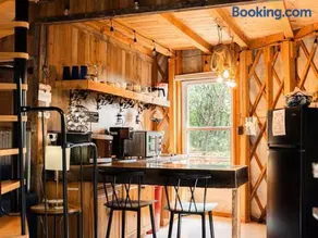 Simply Serenity Yurt- Magical Getaway w/ Hot Tub - Image 3