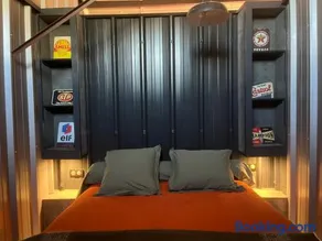 Le Garage - Image 2