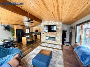 Paddler's Paradise Cabin with Direct Trail Access! - Image 2