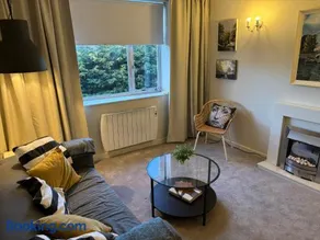 Stylish Dublin4 - One Bedroom Apt - Image 1