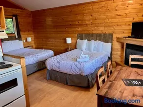 Bear Cove Cottages - Image 1