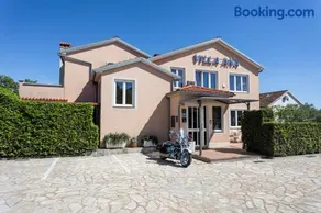 Apartments Villa Ana - Image 2