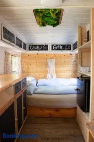 Caravan On Ranch - Image 4
