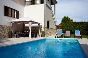House Dermeta - Image 2
