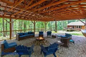 Cozy 3BR chalet w hot tub & BBQ grill - Image 3