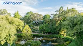 The main homestead at Glenrock Gardens - Image 3