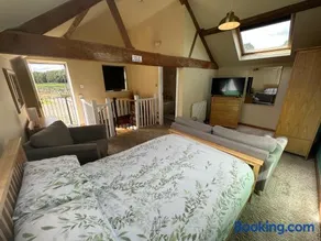 Granary cottage with HOT TUB - Image 2