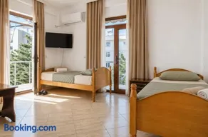 Bar Hotel Tirana - Image 3