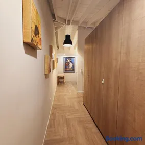 Private Home Studio Central Located in Miami 2 - Image 1