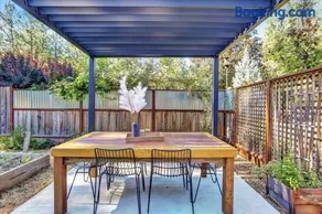 The Sage House - Image 5