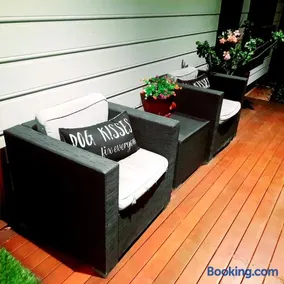 ISLAND ROOM on Magnetic Island - Image 3