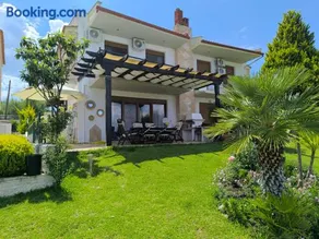 Sea View Pool Villa in Glarokavos, Halkidiki - Image 3