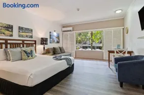 Studio Apartments At TreeTops Port Douglas - Image 4