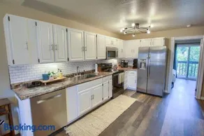 Wolf Creek Lodge Condo in Eden, UT - Relaxing Mountain Retreat - Image 4