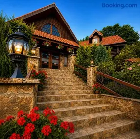 Rustic Cottage - Image 1