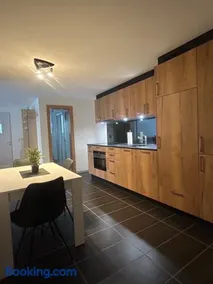 Gemütliche Wohnung mit Bergblick - Image 2
