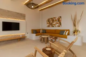 Ionian Blue Luxury Apartment - Image 1