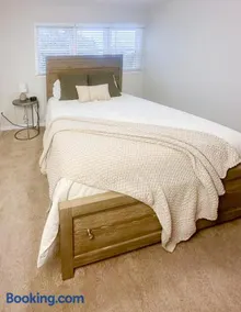 Beautiful Raleigh Home - 3BR Quiet and Family Friendly - Image 1