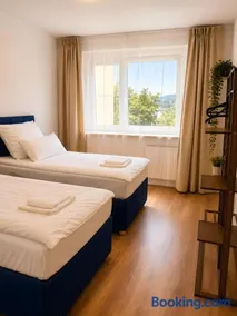 Appartamento con 3 camere da letto per 5 persone - Image 1