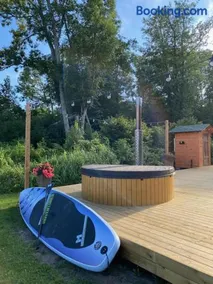 Pihla Rannamaja sauna ja kümblustünniga - Image 1