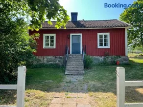 Cottage with beautiful nature, open landscape, forest and lakes - Image 3