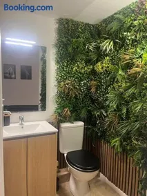 Love Room romantique - Jacuzzi et Sauna intimes - Image 2