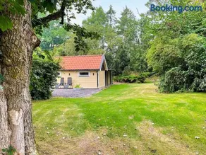 4 person holiday home in FÄRLÖV-By Traum - Image 2