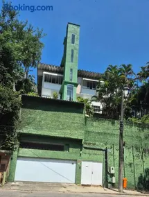 Conforto e privacidade próximo a PUC - Image 3