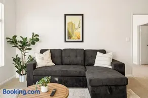 3BR Family Home Near Scarborough Beach Perth - Image 2