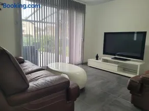 Appartement de 70 m2 dans maison comptenporaine - Image 4