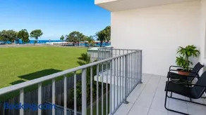 Stylish Unit With Water Views - Image 1