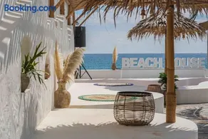 Gijang The Beach House - Image 4