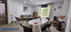 La maison d'à côté - Image 1