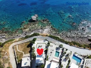 Seaside Home Crete - Dream Oceanfront Getaway - Image 1