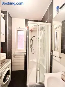 Apartman Zagreb Jarun - Image 2