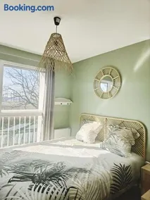 Beau duplex familial avec jardin clôturé - Image 3
