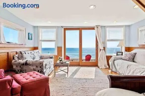 Book Now! Ocean Front Beach House 2BR-sleeps 6 - Image 1