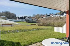 Newly Renovated Holiday Gem Near Beach And Nature - Image 2