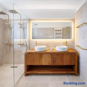 Entre Nice et Monaco grande Villa avec piscine privée 12 personnes - Image 3