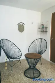 Casa Rouge Alojamiento Cerca de Uman - Image 1
