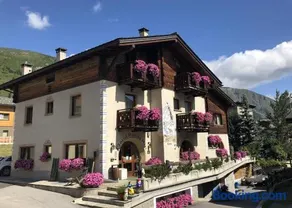 Hotel Garni Rin Da Rin - Image 1