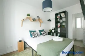 Charming 1 Bedroom Marais Hideaway - FB17A - Image 3