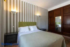 VTII & VTI 2 X Private Villas with pool and garden - Image 2