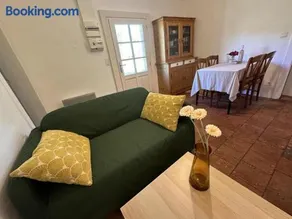 Atractivo gîte con jardín, piscina y terraza - Image 4