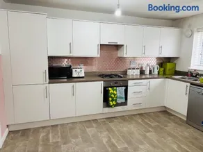 Beautiful 3 bed holiday home in Washington, UK - Image 2
